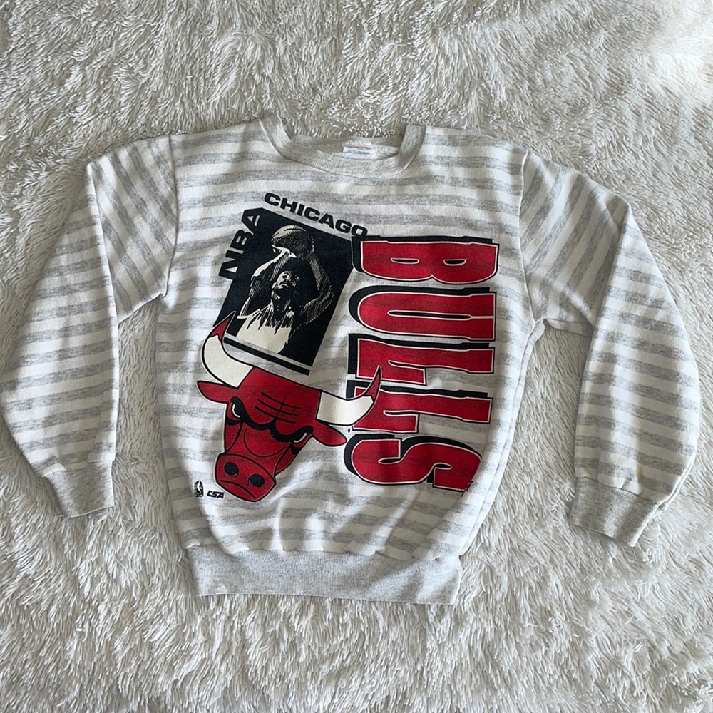 90’s Vintage Bulls Sweatshirt / Boys